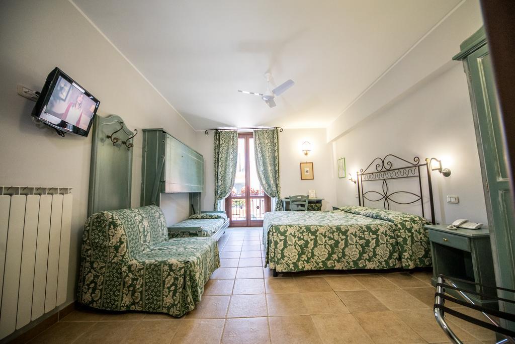Hotel Il Tiglio (Adults Only) Castel Di Sangro Exteriér fotografie